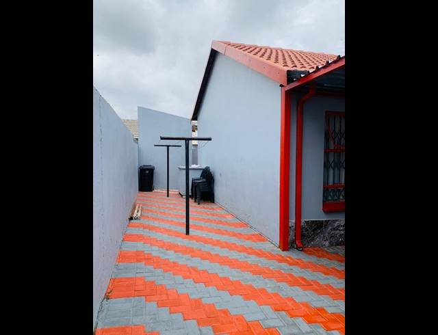 3 BEDROOM PROPERTY TO RENT IN FLEURHOF